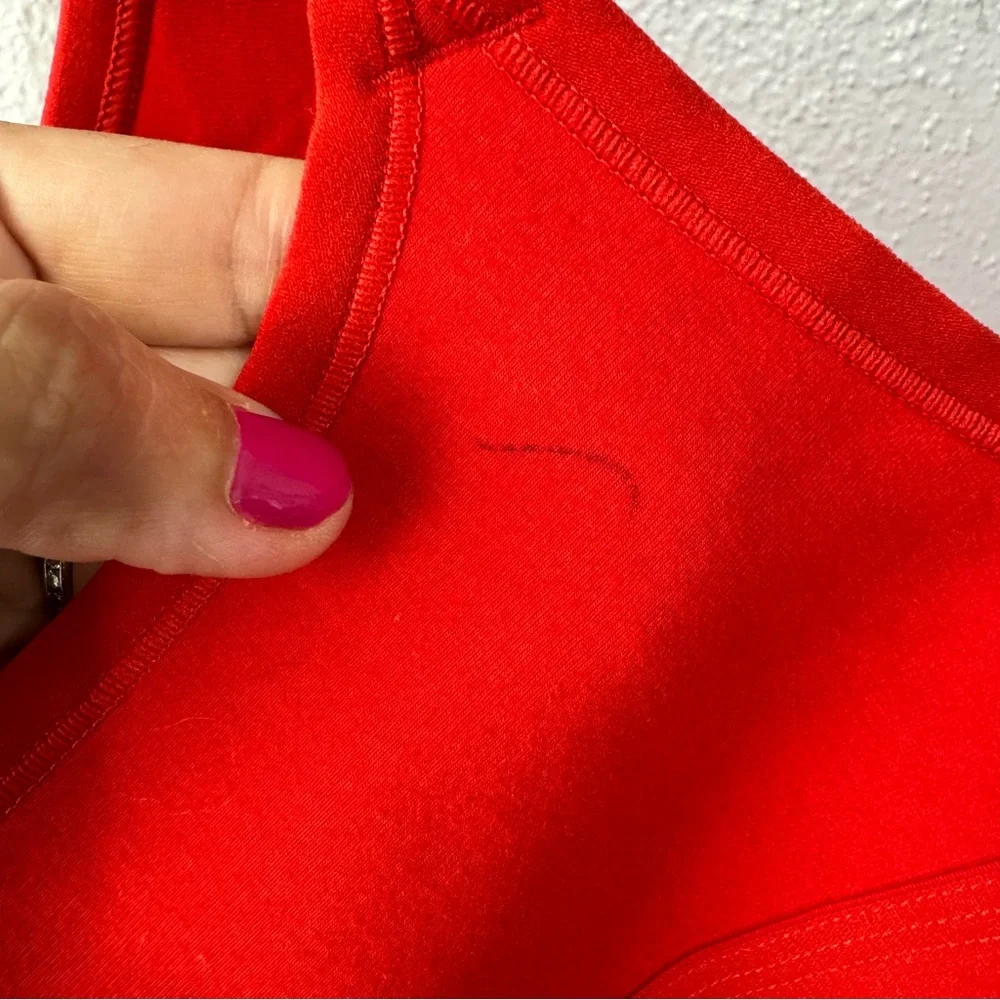 Cacique red lightly lined no wire bra 46c - Picture 3 of 5